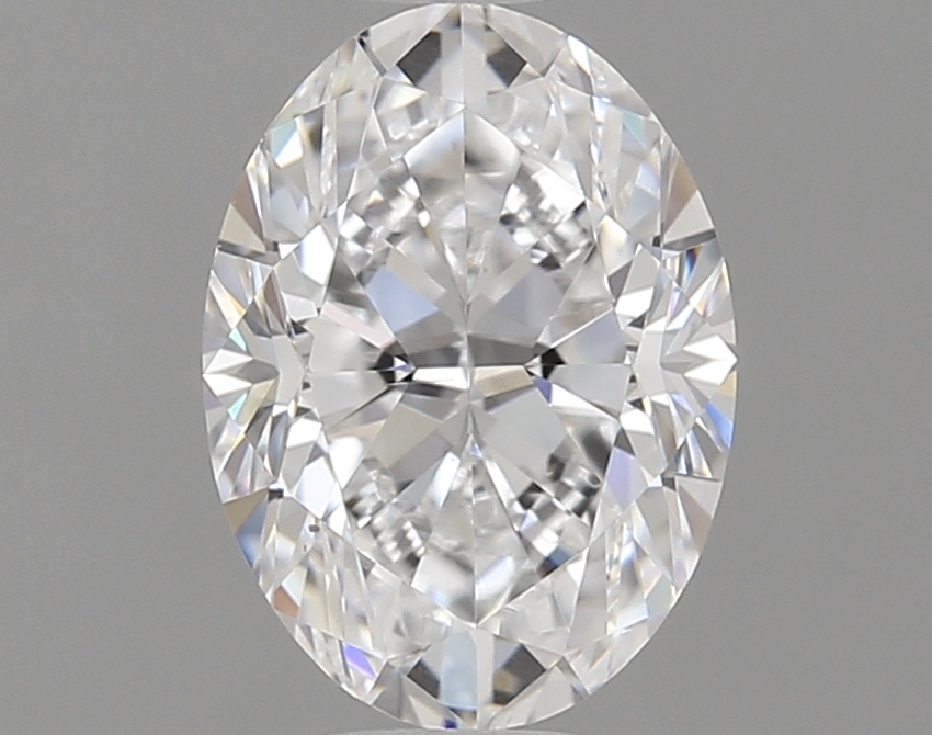 0.90克拉 E色 VS2級 天然	橢圓形鑽石 | GIA7548109637